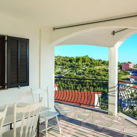 Awesome In With House Sea View Sevid